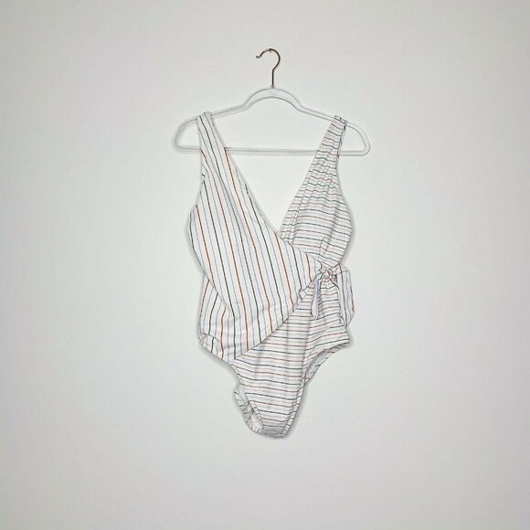No Boundaries Swim Women 1X Wrap Tie Front One Piece Suit - Picture 1 of 6